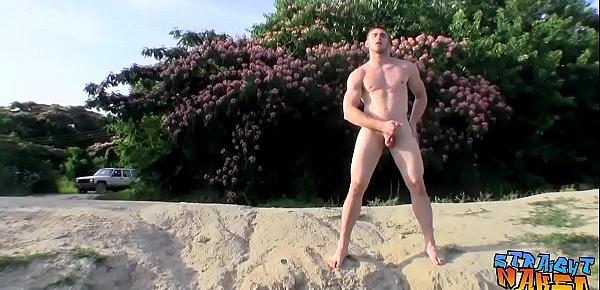  Fit guy Elijah Knight jacking off outdoors near a lake